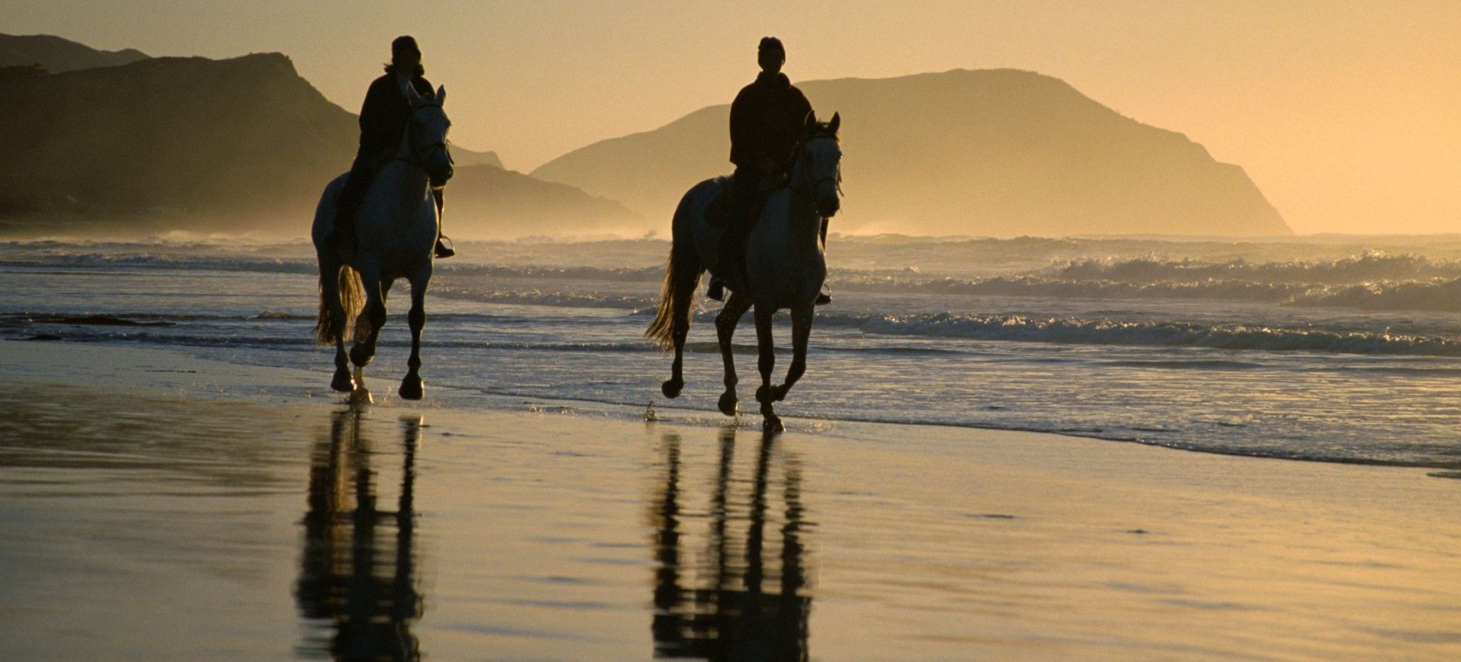 horse-riding-beach-jpg